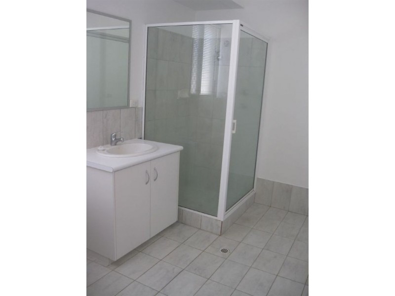 2 Barnes Court, Australind WA 6233