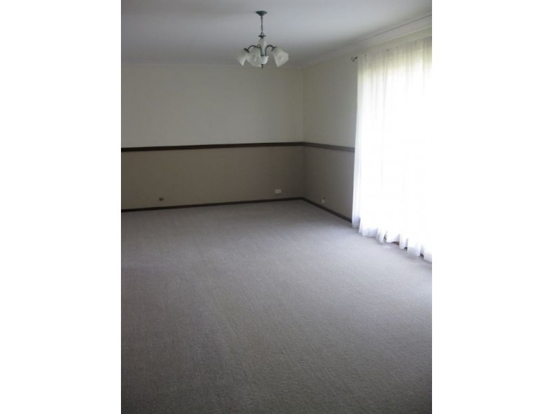 2 Barnes Court, Australind WA 6233