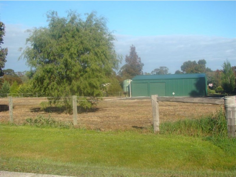 11 Digger Place, Boyanup WA 6237