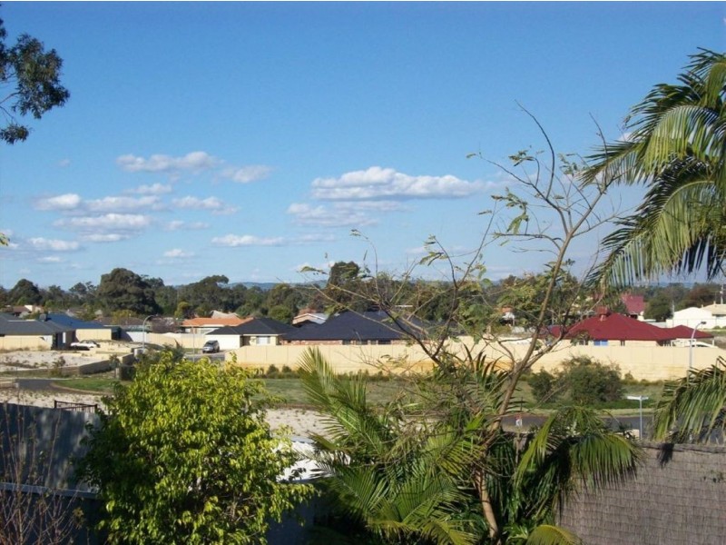 24 Parkfield Way, Australind WA 6233