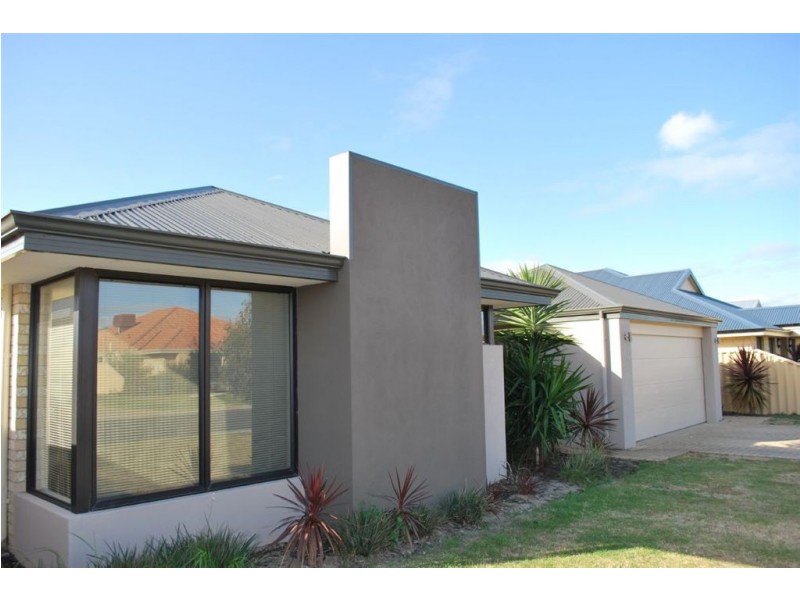 5 Hotham, Millbridge WA 6232