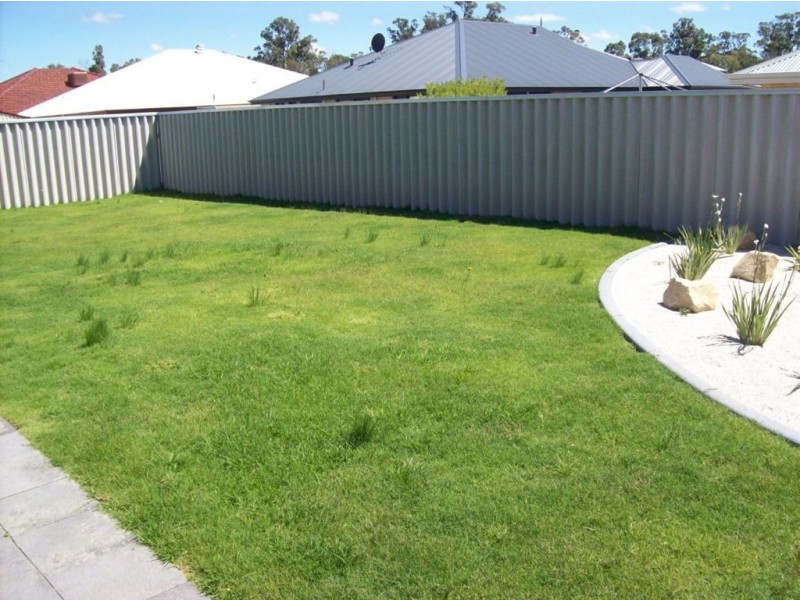 8 Peridot, Dalyellup WA 6230