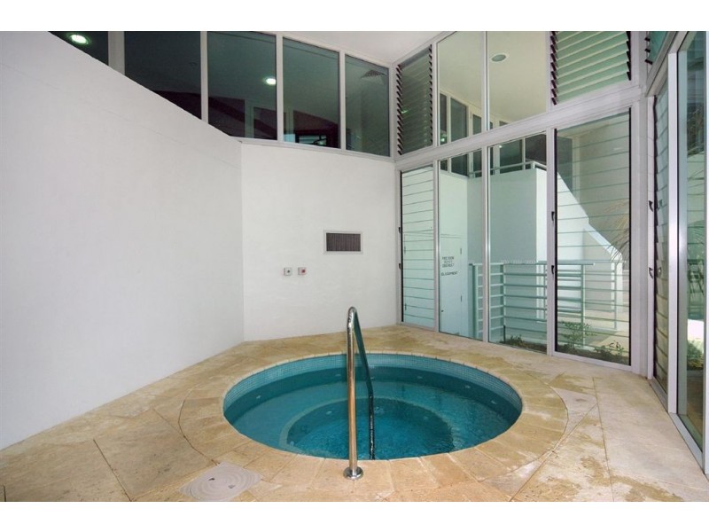25/11 Casuarina Drive, Bunbury WA 6230