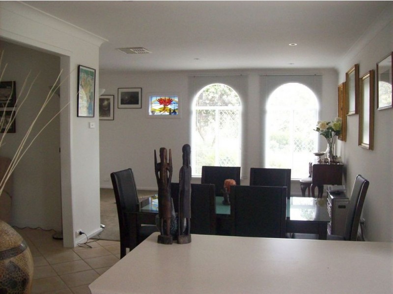 14 Roscommon Place, Withers WA 6230