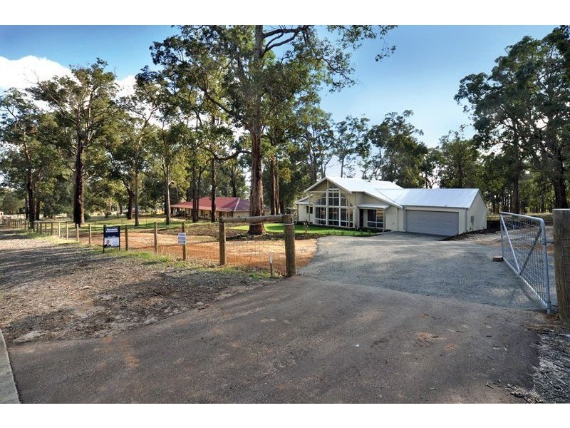 215 Livingstone Heigths, Roelands WA 6226