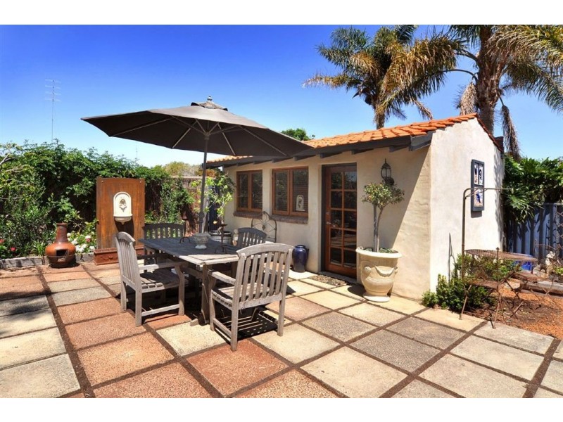 3 Sturt Street, South Bunbury WA 6230