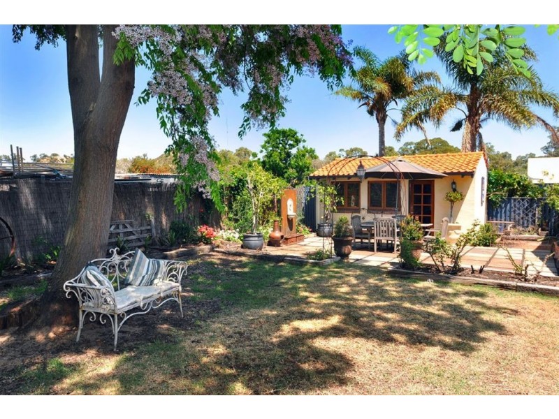 3 Sturt Street, South Bunbury WA 6230