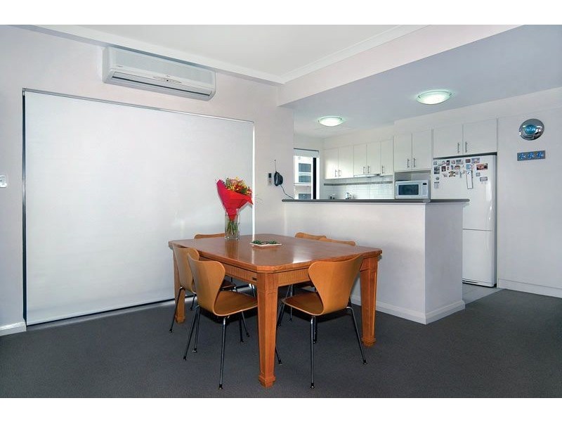 25/18 Bonnefoi Boulevard, Bunbury WA 6230