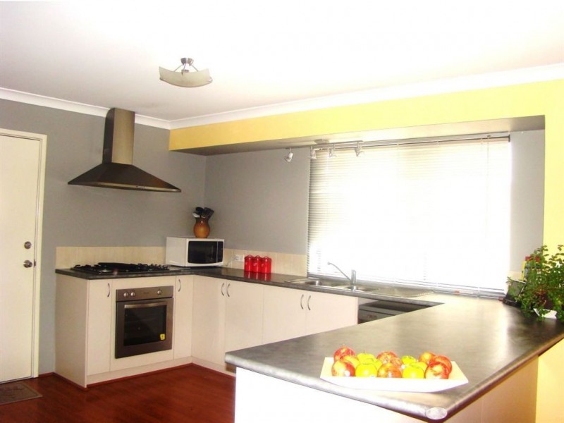 14 Zircon Way, Australind WA 6233