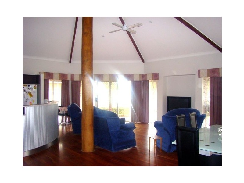 6 Sapphire Brace, Australind WA 6233