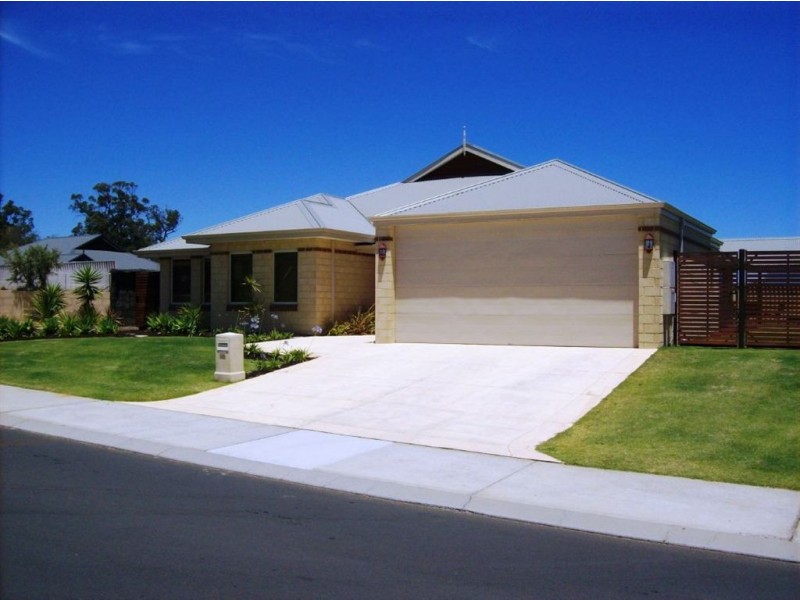 12 Diamond Street, Dalyellup WA 6230