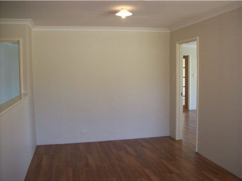 10 Darwin Way, College Grove WA 6230