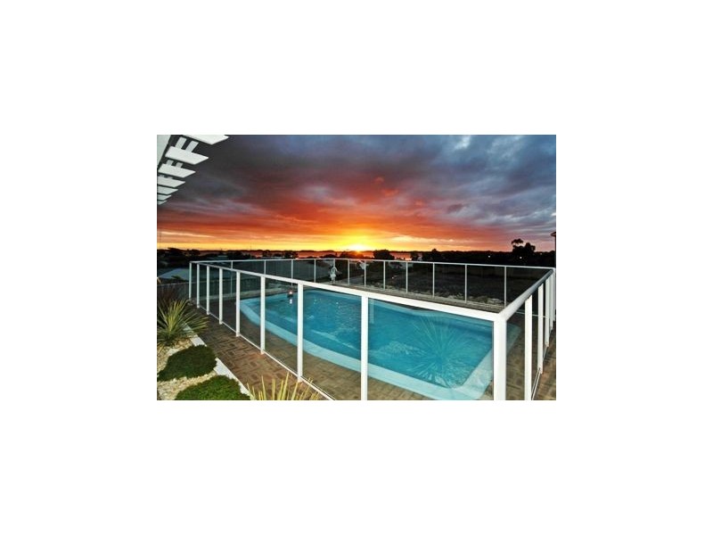 73 Pearce Road, Australind WA 6233