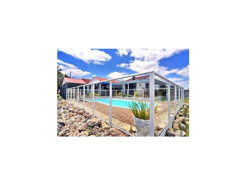 73 Pearce Road, Australind WA 6233