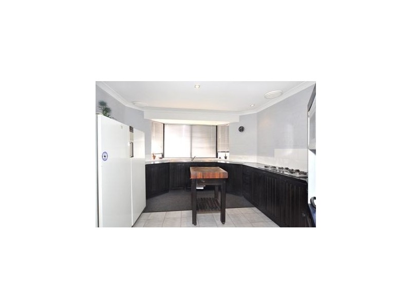 73 Pearce Road, Australind WA 6233