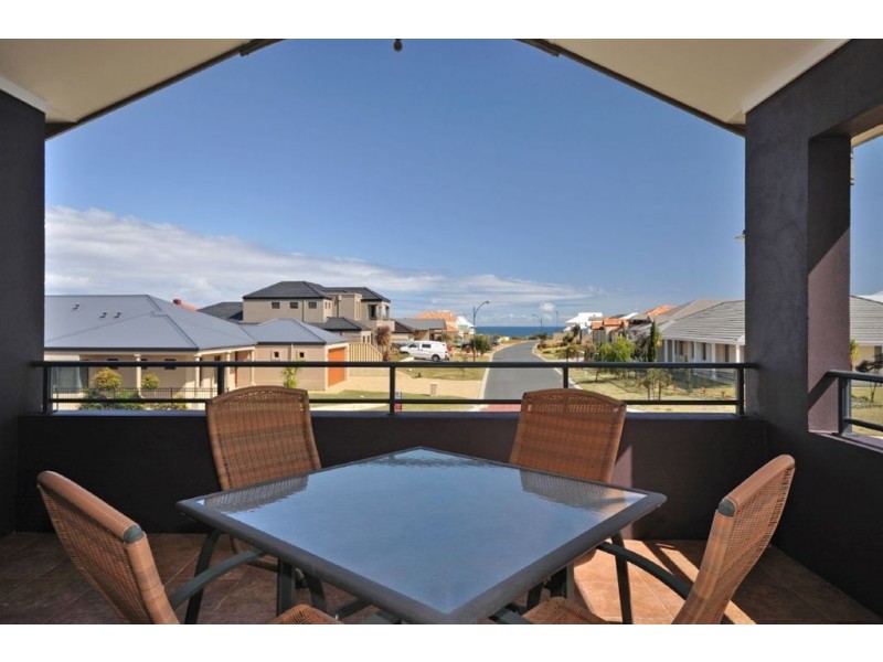 25 Cambria Rd, Dalyellup WA 6230