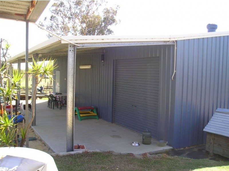 82 Hutchinson Road, Burekup WA 6227