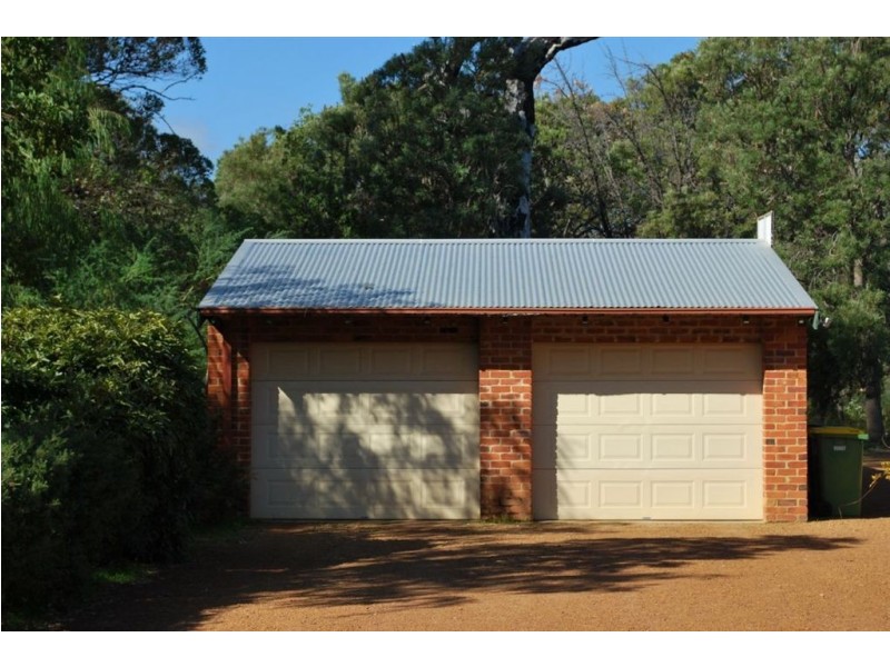 57 Australind Rd, Leschenault WA 6233