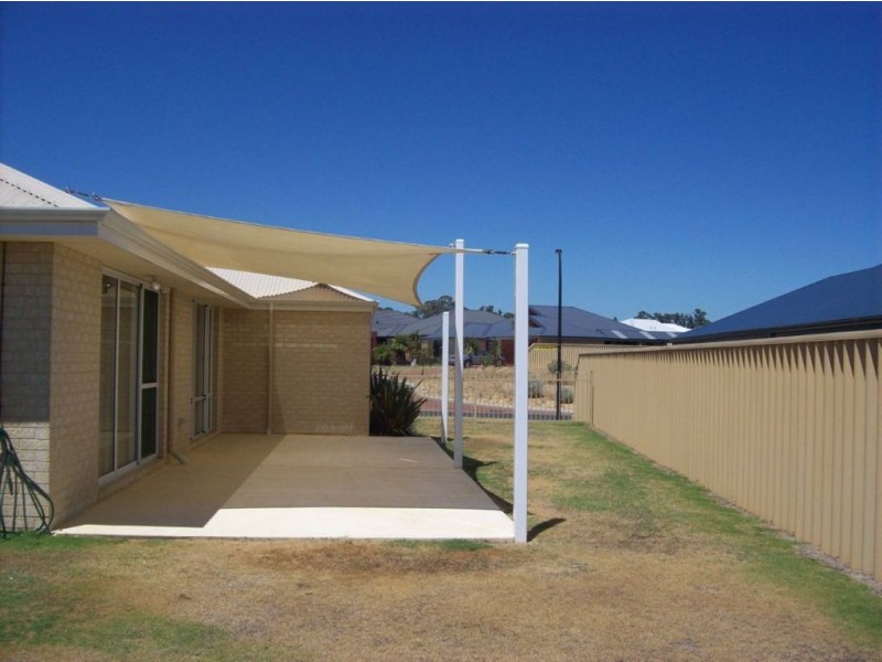 5 A’Dale Way, Dalyellup WA 6230