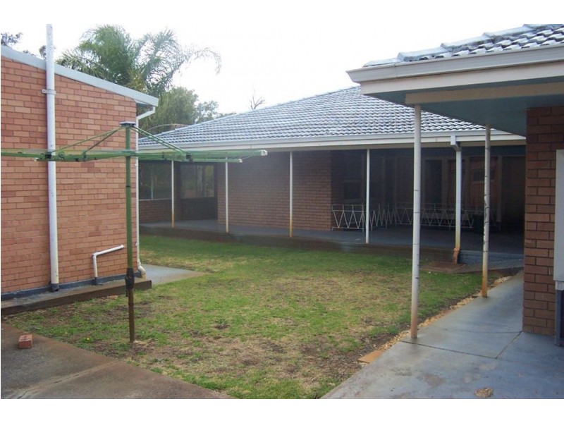40 Eastwell rd, Australind WA 6233