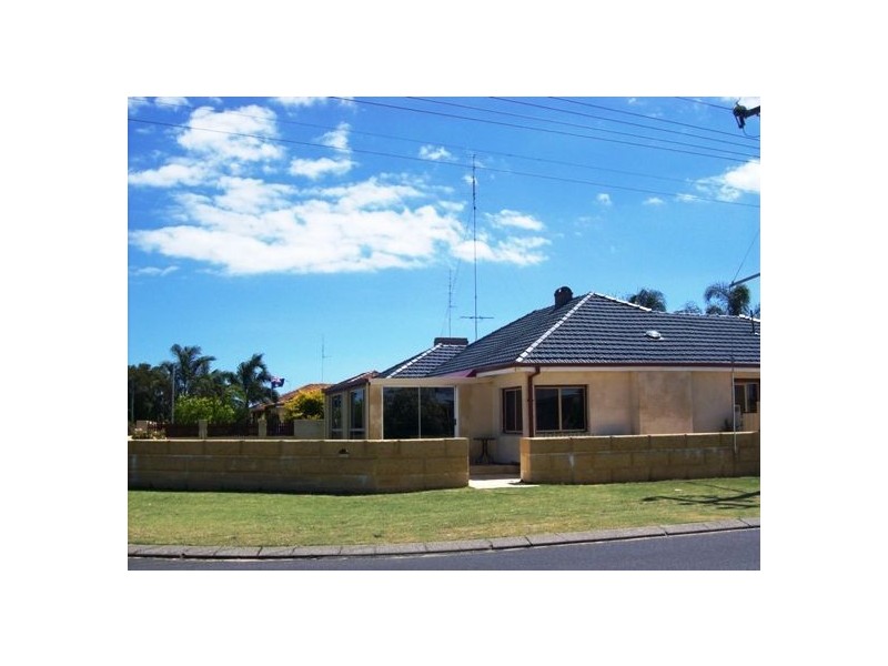 63 King Road, East Bunbury WA 6230