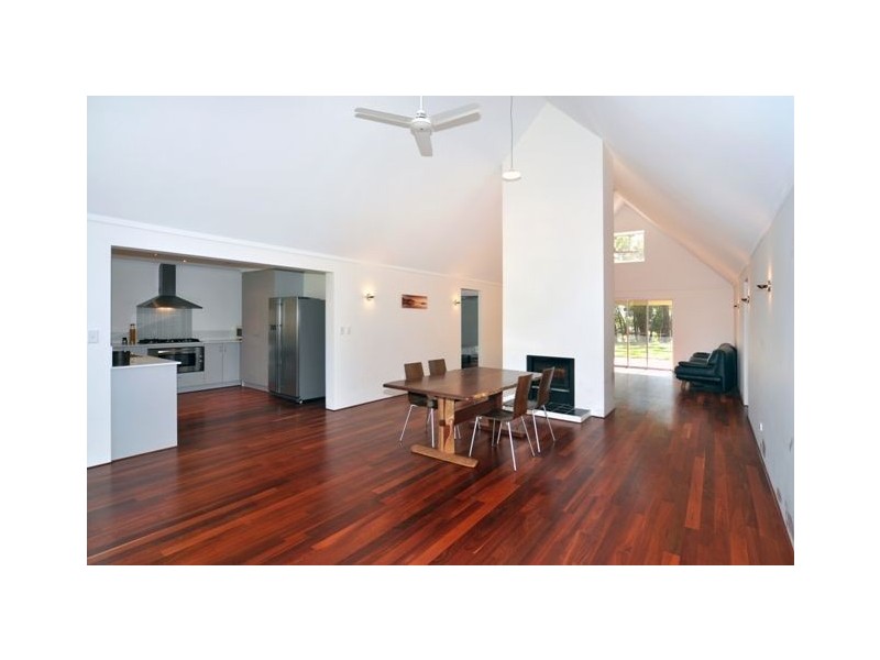 215 Livingstone Heights, Roelands WA 6226