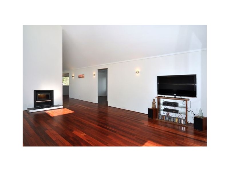 215 Livingstone Heights, Roelands WA 6226