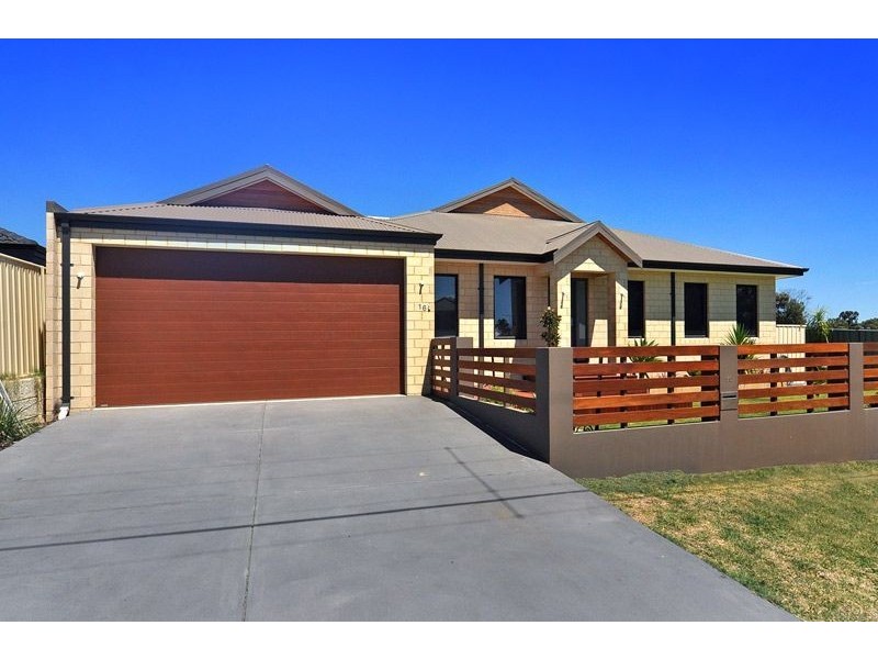 16 Jubilee Rd, Glen Iris WA 6230
