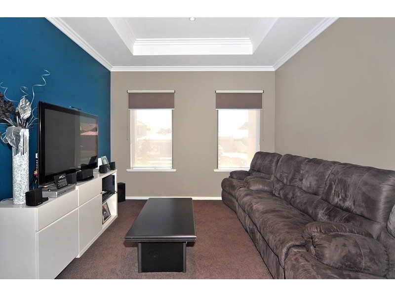 16 Jubilee Rd, Glen Iris WA 6230