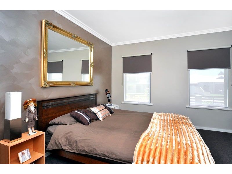 16 Jubilee Rd, Glen Iris WA 6230