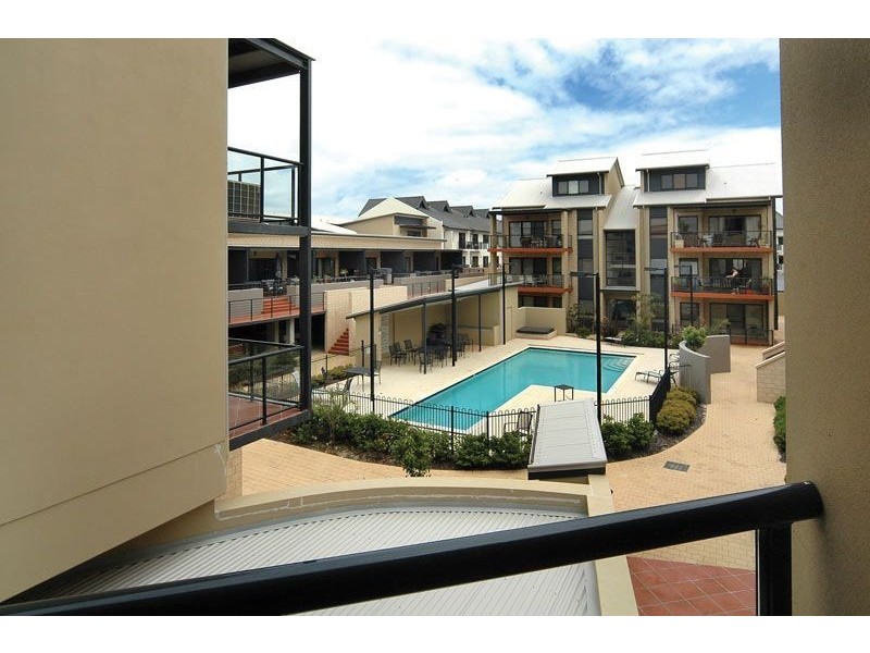 25/18-24 Bonnefoi Blvd, Bunbury WA 6230