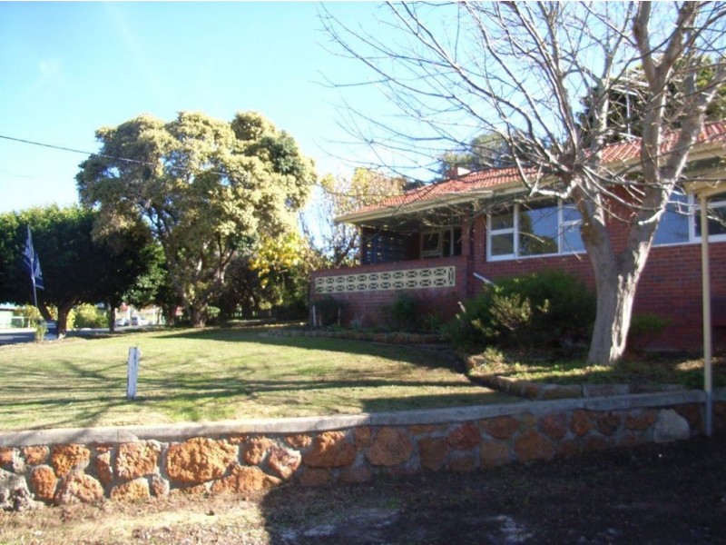 6 Island Queen Street, Withers WA 6230