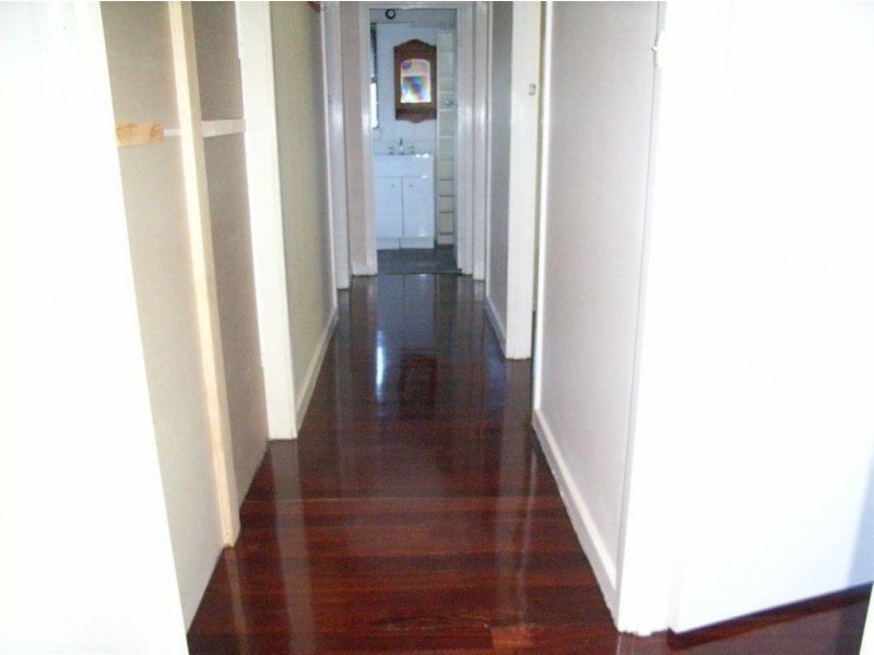 6 Island Queen Street, Withers WA 6230