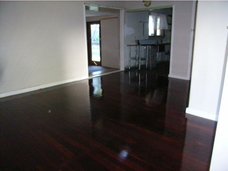 6 Island Queen Street, Withers WA 6230