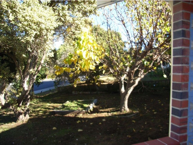 6 Island Queen Street, Withers WA 6230