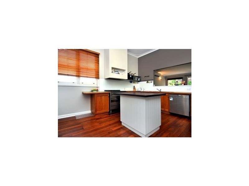 16 Charles Street, Bunbury WA 6230