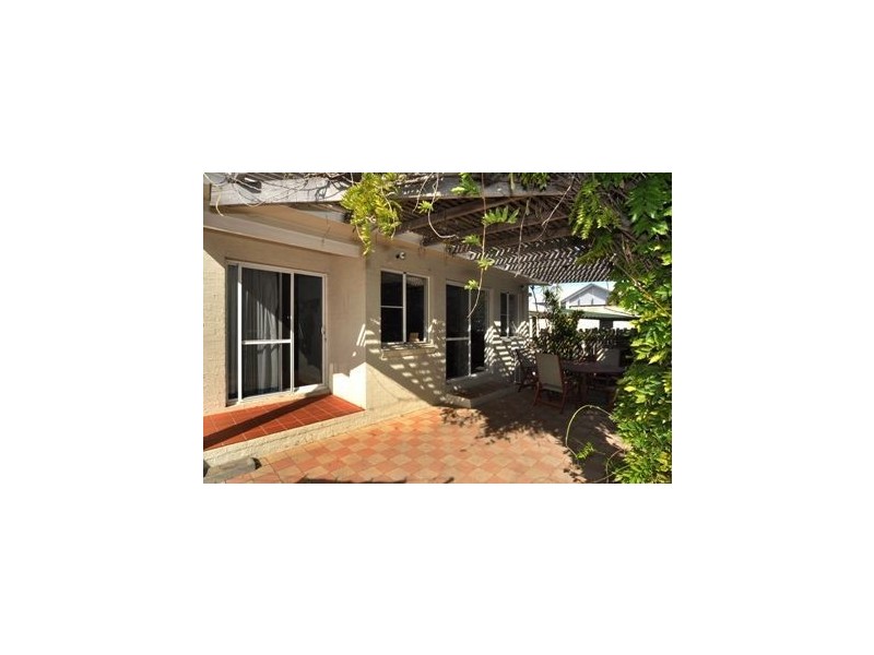 16 Charles Street, Bunbury WA 6230