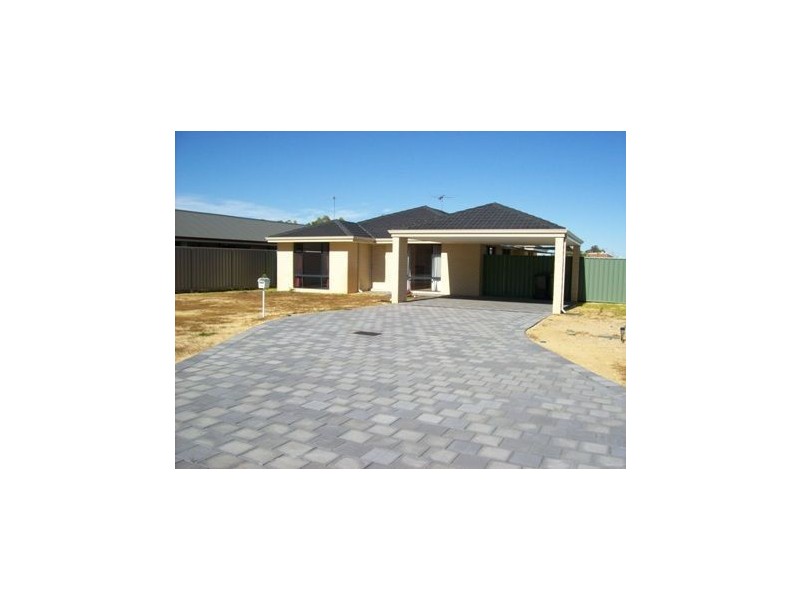 16 Barclay, Australind WA 6233