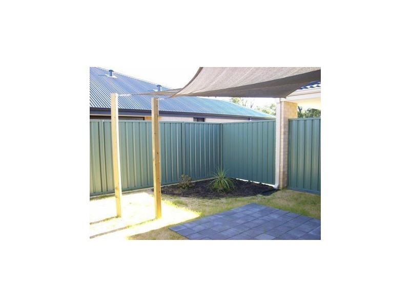 16 Barclay, Australind WA 6233