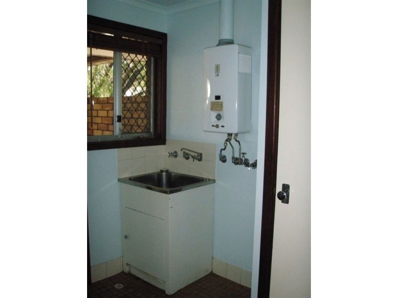 B/41 Jacaranda Cres, Withers WA 6230