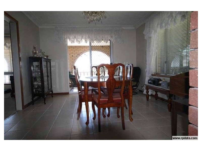 39 Hoylake Avenue, Bunbury WA 6230