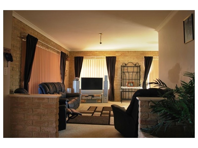 2/47 Minninup Road, Bunbury WA 6230