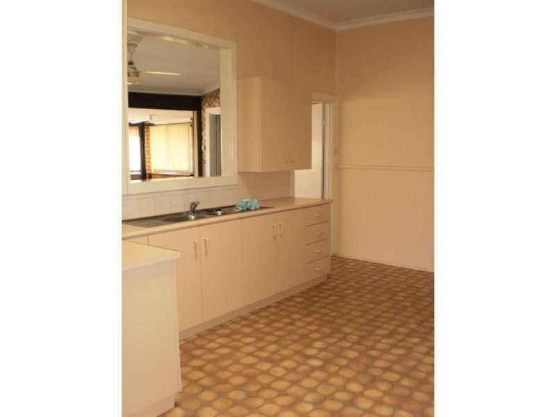 34 Halsey St, South Bunbury WA 6230