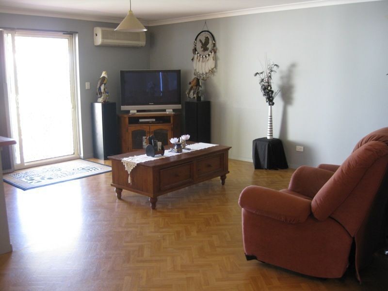 6 Thompson Place, Australind WA 6233