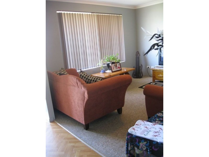 6 Thompson Place, Australind WA 6233