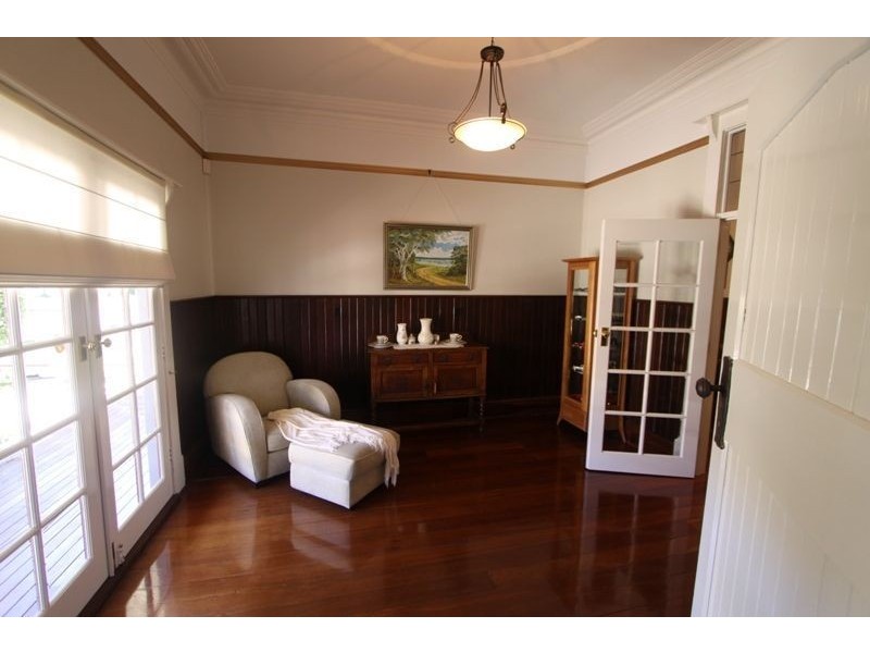 11 Sampson Road, Bunbury WA 6230