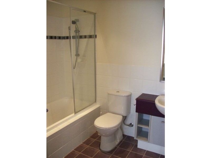 12 23 Casuarina Dr, Bunbury WA 6230