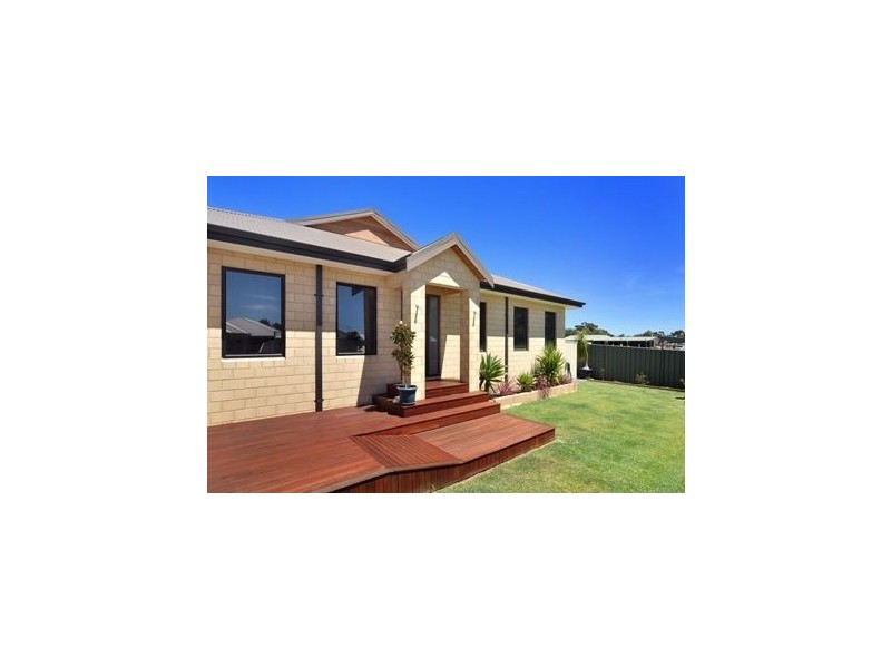 16 Jubilee Road, Glen Iris WA 6230