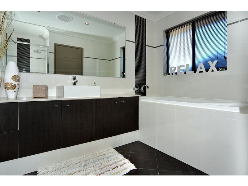 1/2 Haydock Street, Bunbury WA 6230