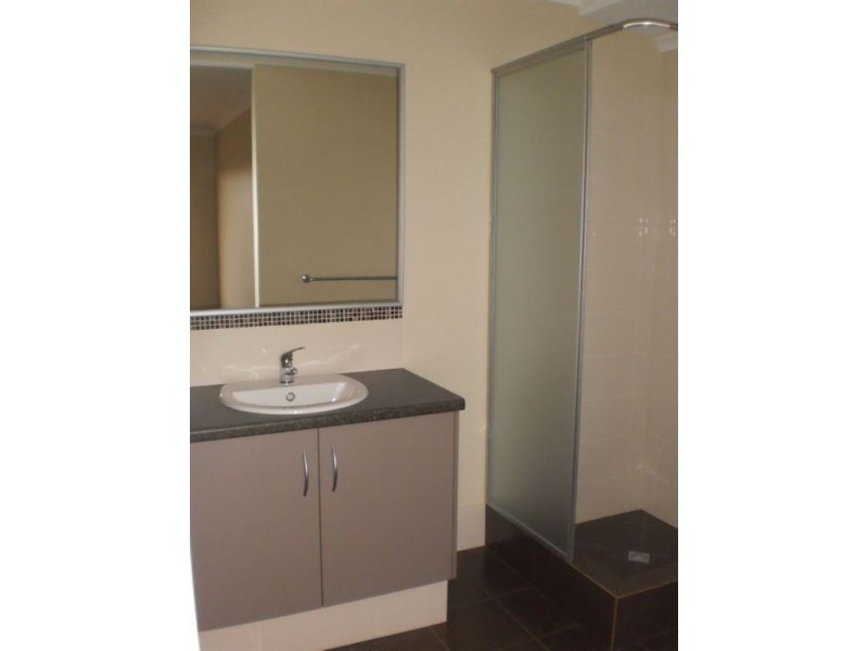 13 Pluto Dr, Australind WA 6233